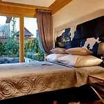 Apartamenty Pod Giewontem Gawra - Z Tarasem, Sauna I Jacuzzi W Cenie Pobytu - 5 Min Pieszo Do Krupowek
