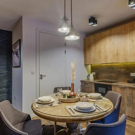 Appartement Pod Giewontem Gawra - Piekny Z Tarasem, Sauna I Jacuzzi W Cenie Pobytu - 5 Min Pieszo Do Krupowek *