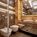 Apartamenty Pod Giewontem Gawra - Z Tarasem, Sauna I Jacuzzi W Cenie Pobytu - 5 Min Pieszo Do Krupowek * Zakopane