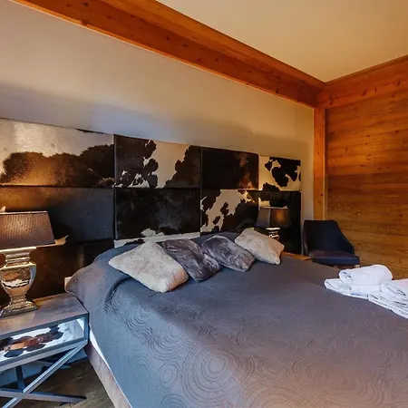 Apartment Pod Giewontem Gawra: Luxury With Terrace, Sauna & Jacuzzi Near Krupówki