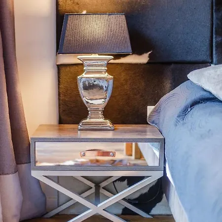 Pod Giewontem Gawra: Luxury With Terrace, Sauna & Jacuzzi Near Krupówki Apartment Zakopane