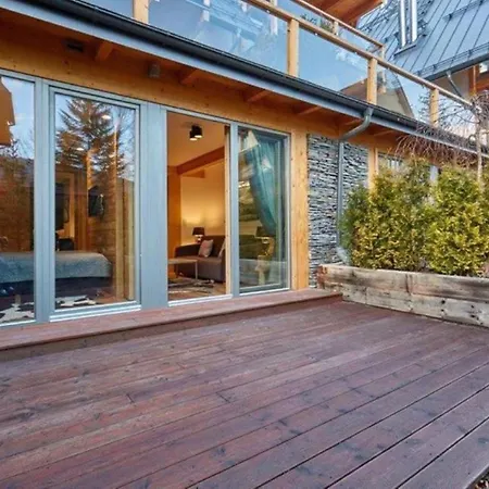 Pod Giewontem Gawra: Luxury With Terrace, Sauna & Jacuzzi Near Krupówki Apartment